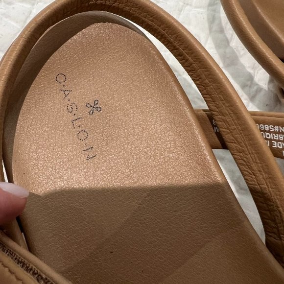 CASLON Tan Leather Strappy Flat Sandals - Size 8 - Picture 3 of 7